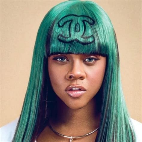 lil kim prada bangs|lil kim prada.